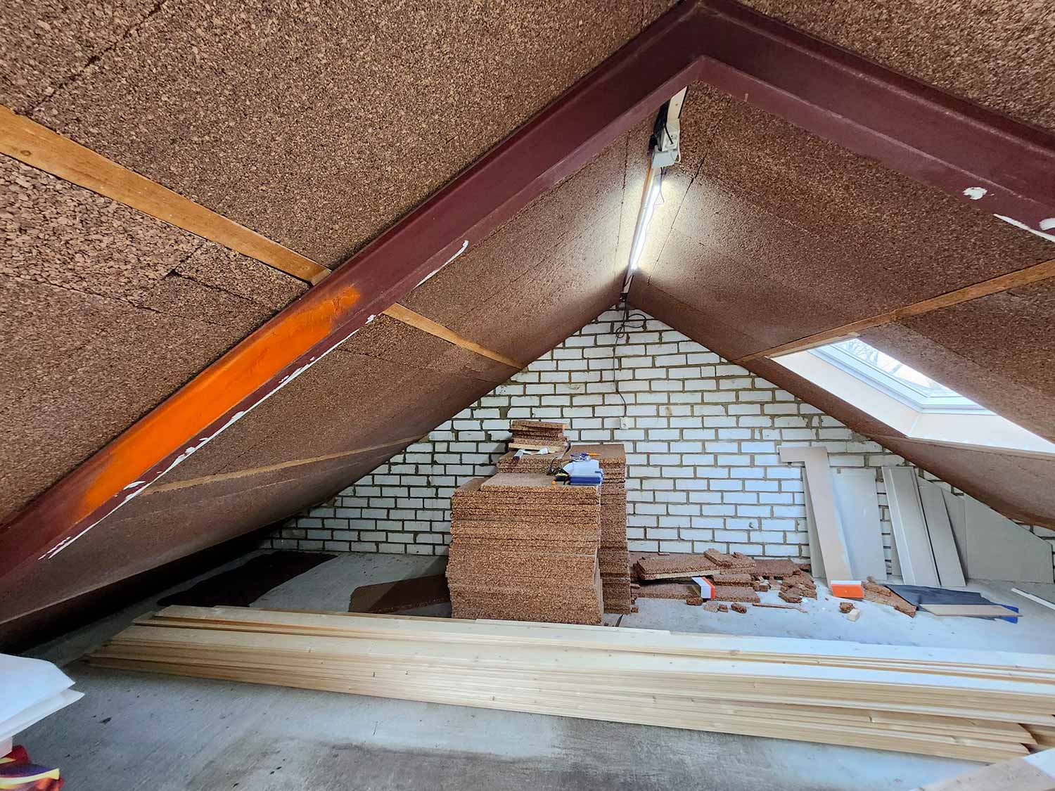 Isolare-sottotetto-sughero-biondo-naturale